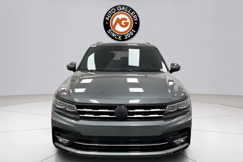 2020 Volkswagen Tiguan SEL Premium R-Line photo 1