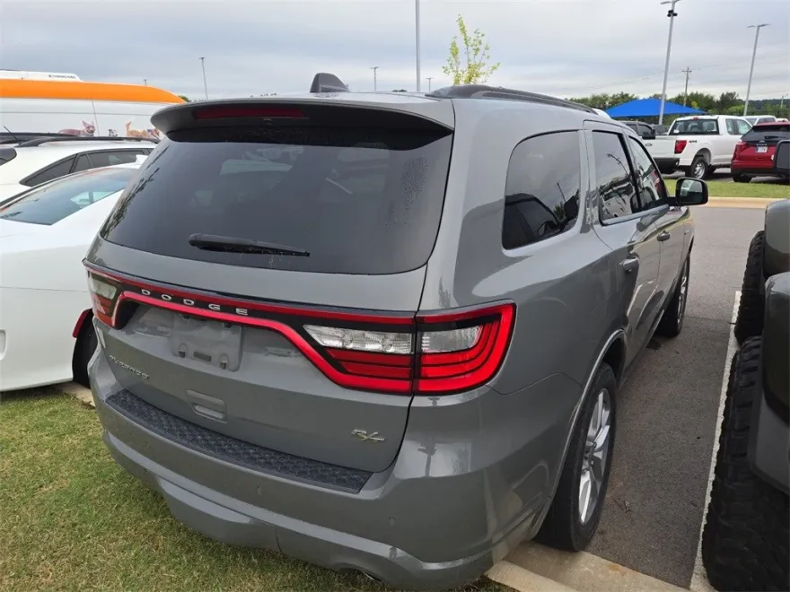2023 Dodge Durango R/T Plus photo 1
