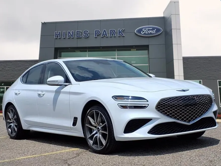 2025 Genesis G70 2.5T photo 1
