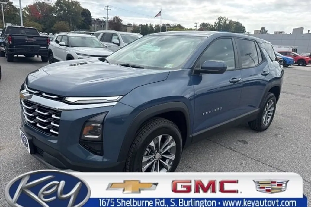 2026 Chevrolet Equinox LT photo 1