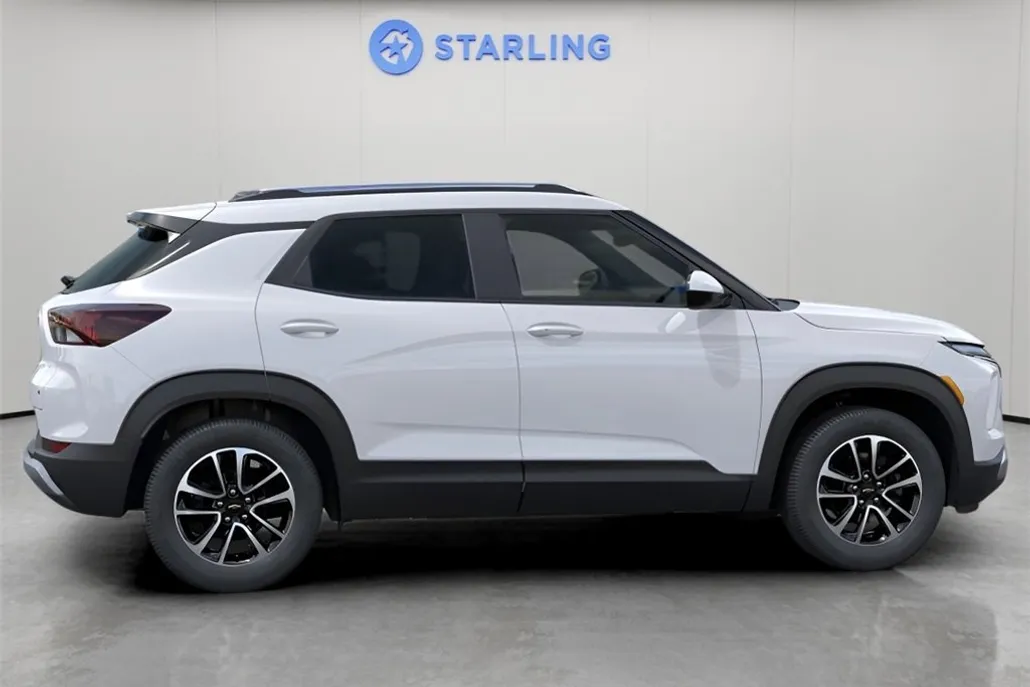 2026 Chevrolet Trailblazer LT photo 1