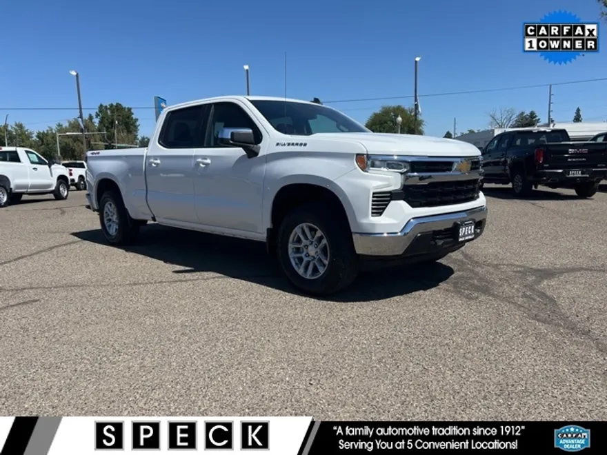 2022 Chevrolet Silverado 1500 LT photo 1