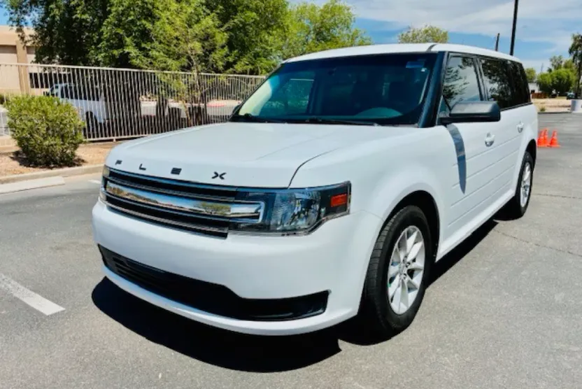 2018 Ford Flex SE photo 1