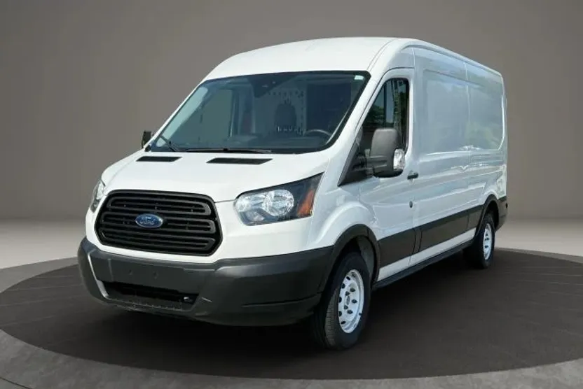 2019 Ford Transit Van photo 1