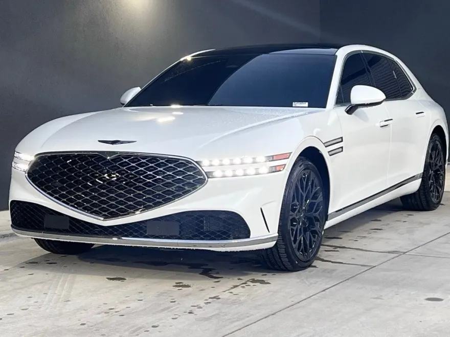2025 Genesis G90 3.5T AWD photo 1