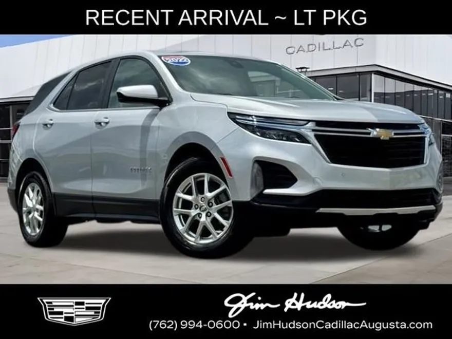 2022 Chevrolet Equinox LT photo 1
