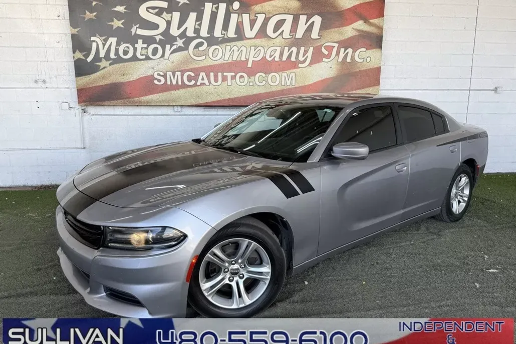 2015 Dodge Charger SE photo 1