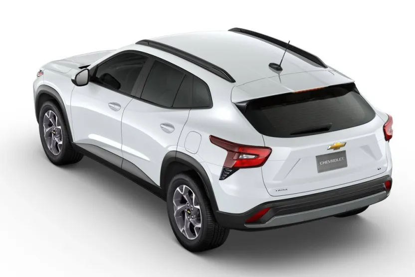 2025 Chevrolet Trax LT photo 1