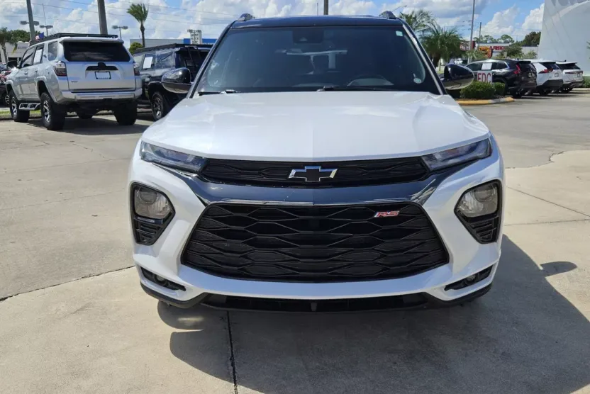 2022 Chevrolet Trailblazer RS photo 1
