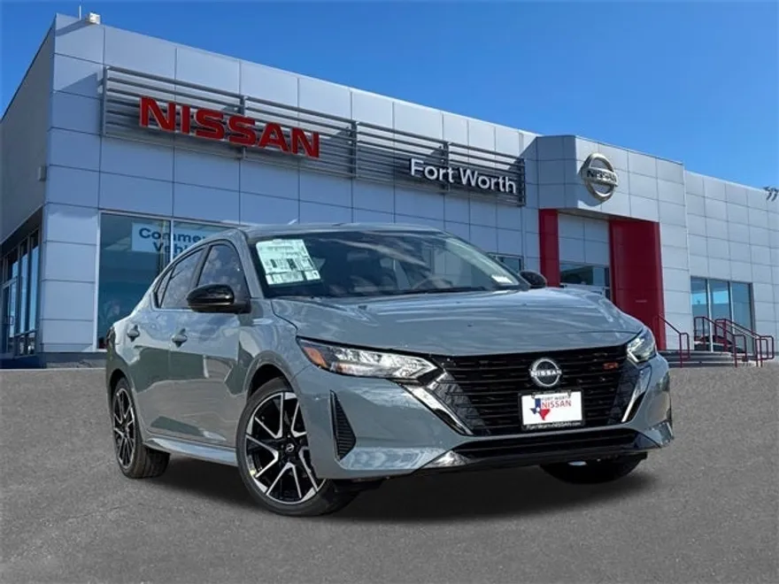 2025 Nissan Sentra SR photo 1