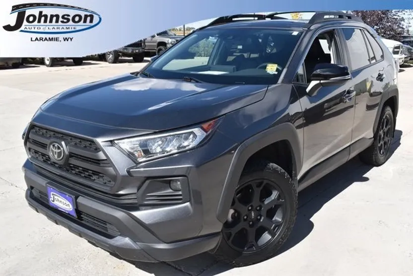 2020 Toyota RAV4 Adventure photo 1