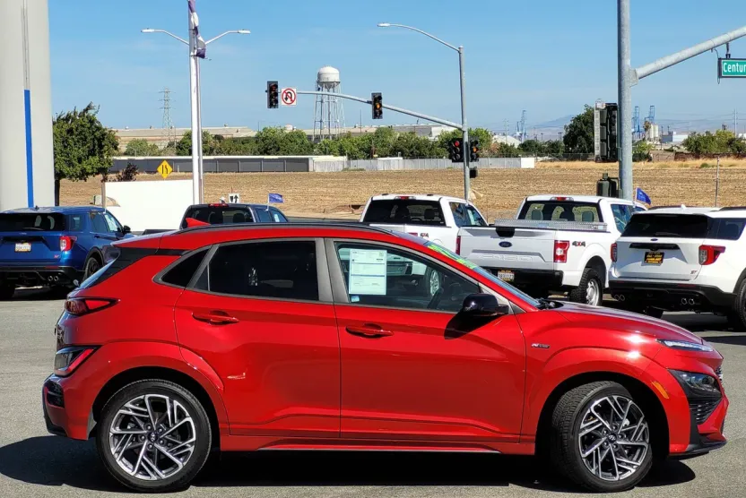 2022 Hyundai Kona N Line photo 1