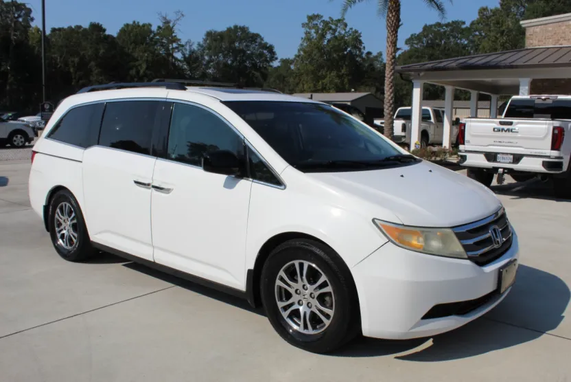 2011 Honda Odyssey EX-L photo 1