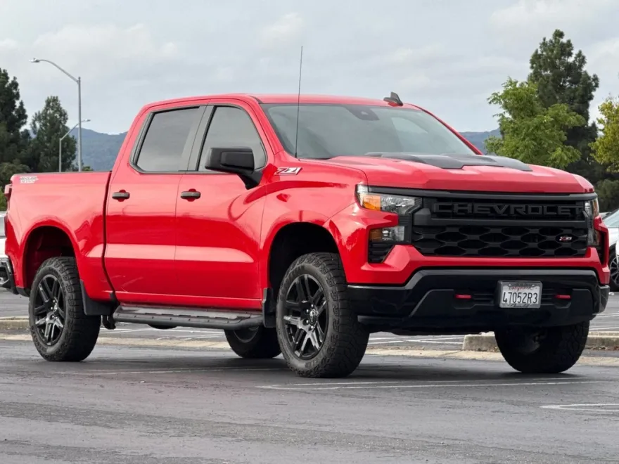 2022 Chevrolet Silverado 1500 Custom Trail Boss photo 1
