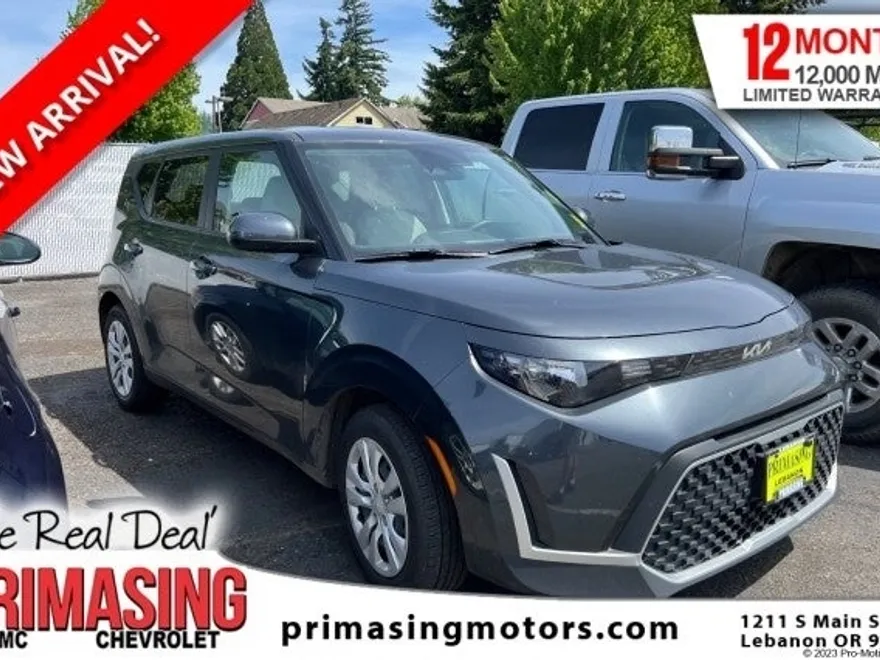 2023 Kia Soul LX photo 1