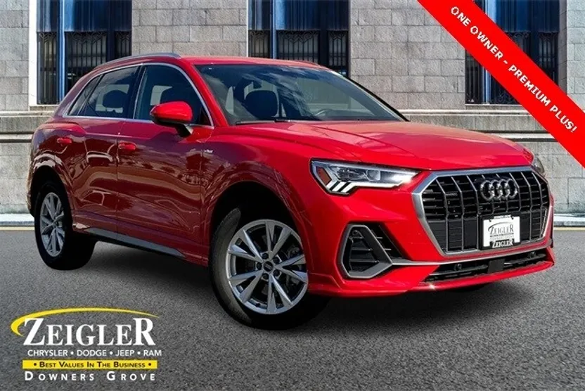 2023 Audi Q3 45 TFSI S line Premium photo 1