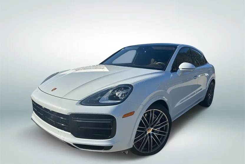 2022 Porsche Cayenne Coupe Turbo photo 1