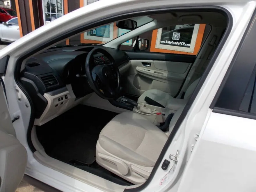 2013 Subaru Crosstrek 2.0i Premium photo 1