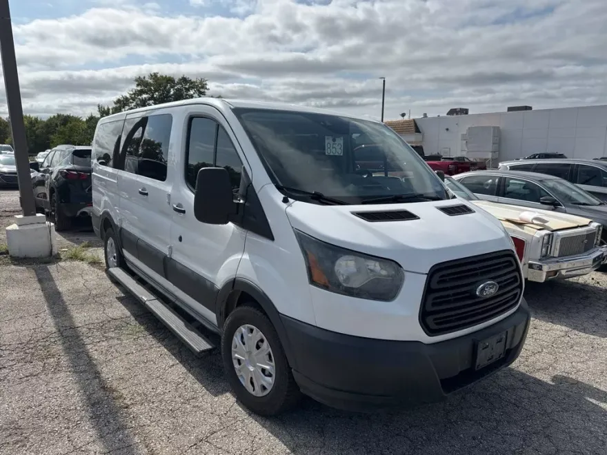 2016 Ford Transit XL photo 1