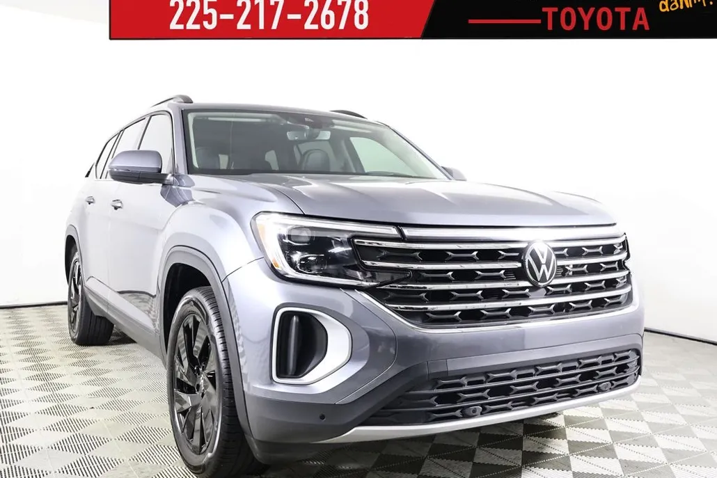 2024 Volkswagen Atlas SE Technology photo 1