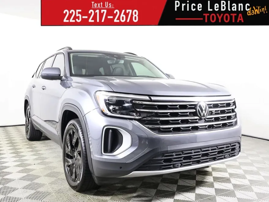 2024 Volkswagen Atlas SE Technology photo 1