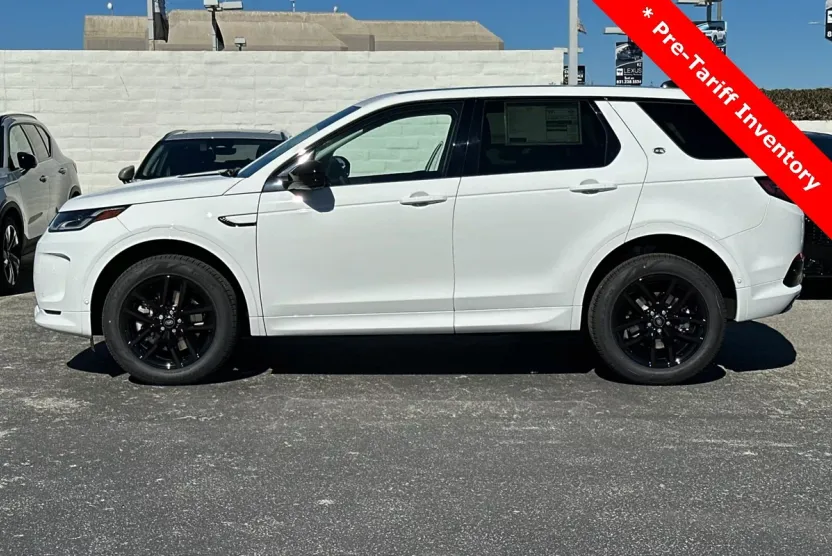 2024 Land Rover Discovery Sport S photo 1