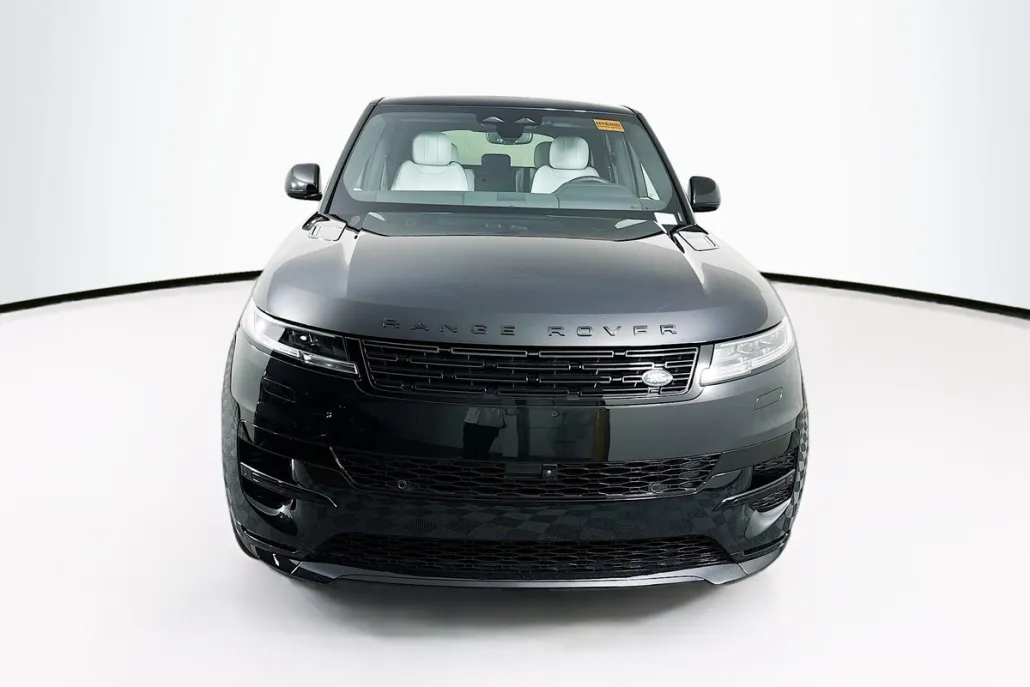 2025 Land Rover Range Rover Sport SE photo 1