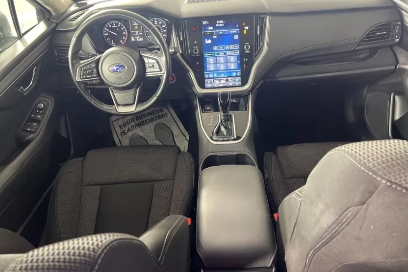 2023 Subaru Outback Premium photo 1
