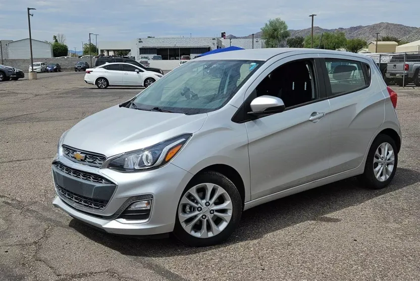 2021 Chevrolet Spark 1LT photo 1