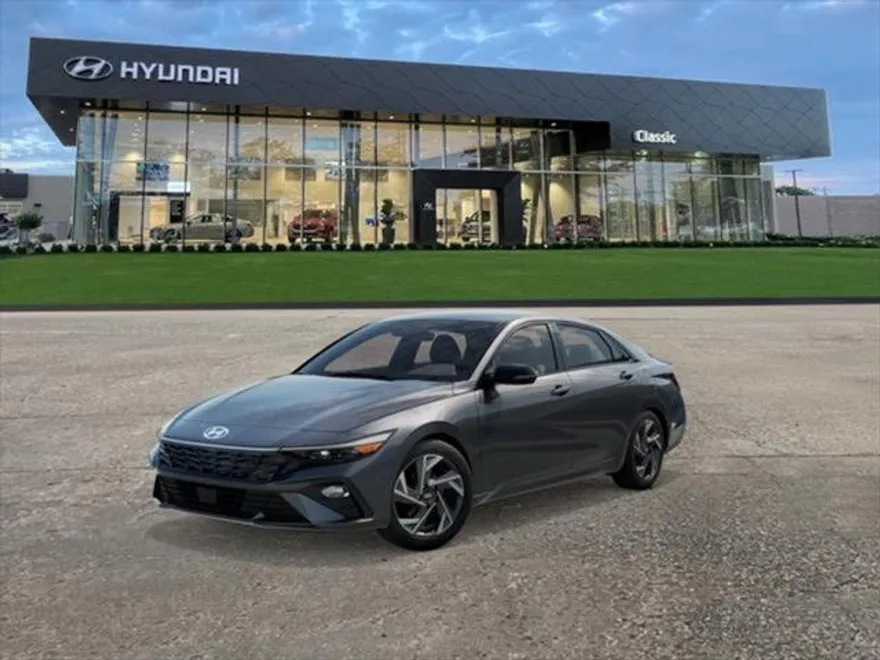 2025 Hyundai Elantra SEL Sport photo 1