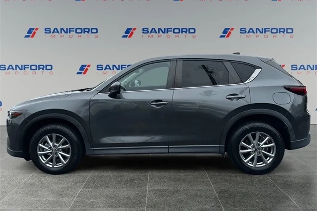 2022 Mazda CX-5 2.5 Select photo 1