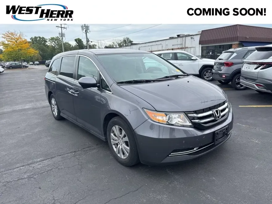2017 Honda Odyssey SE photo 1