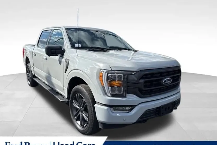 2023 Ford F-150 XLT photo 1