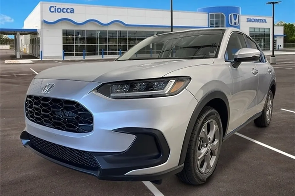 2026 Honda HR-V LX photo 1