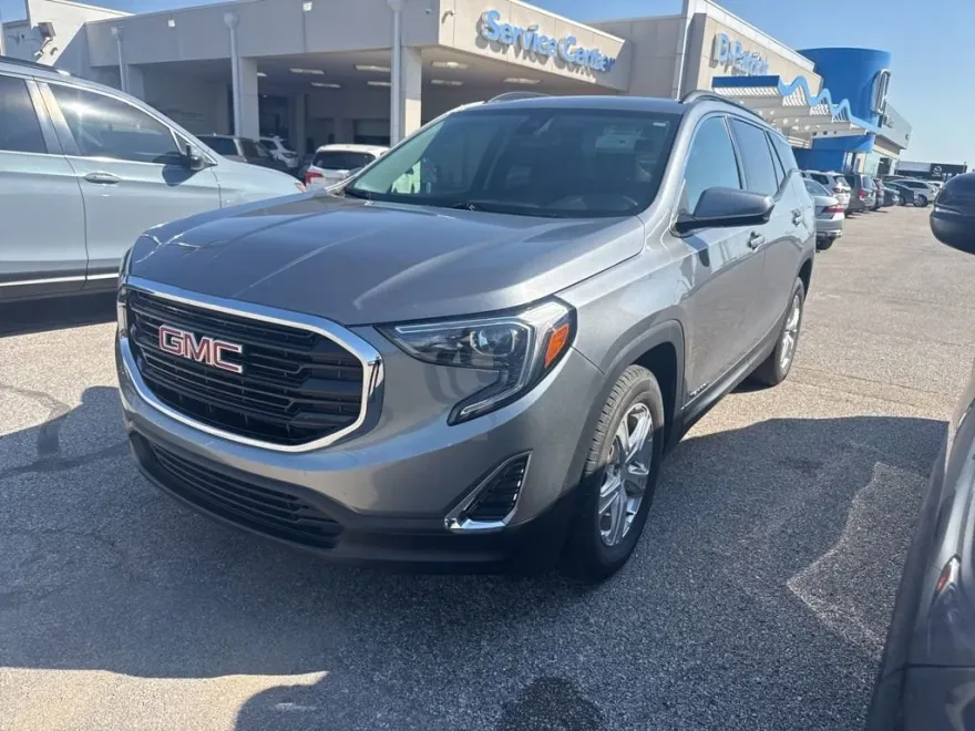 2020 Gmc Terrain SLE photo 1