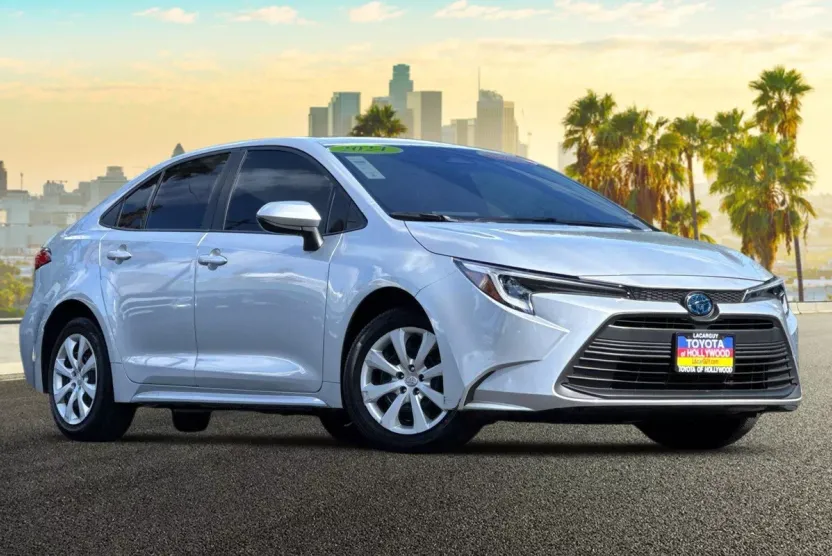 2024 Toyota Corolla XLE LE Premium SE photo 1