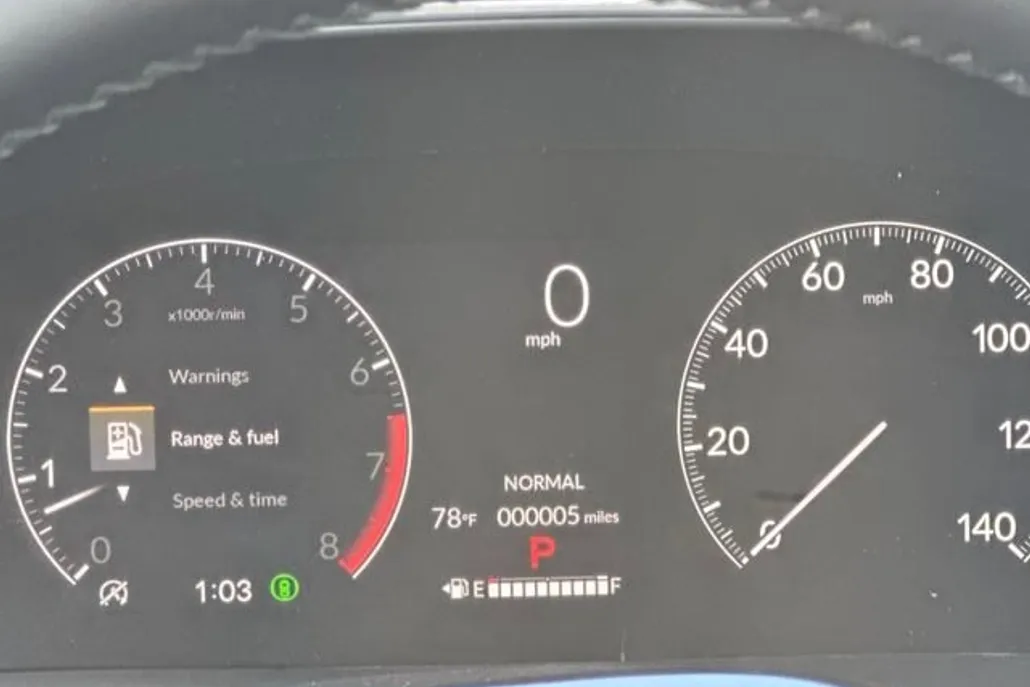 2025 Honda Pilot Touring photo 1