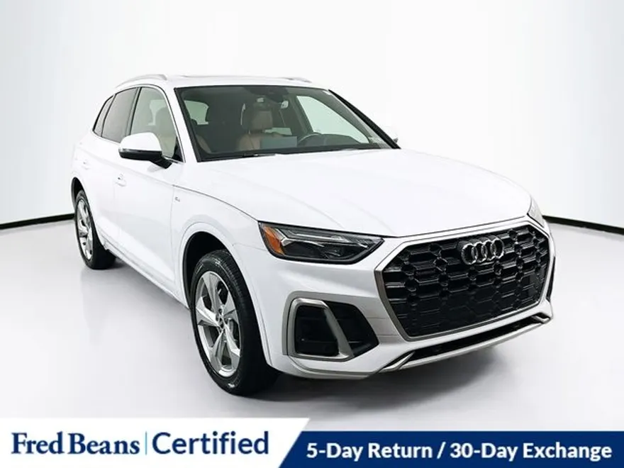 2022 Audi Q5 45 S line Premium photo 1