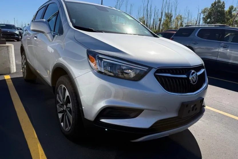 2022 Buick Encore Preferred photo 1