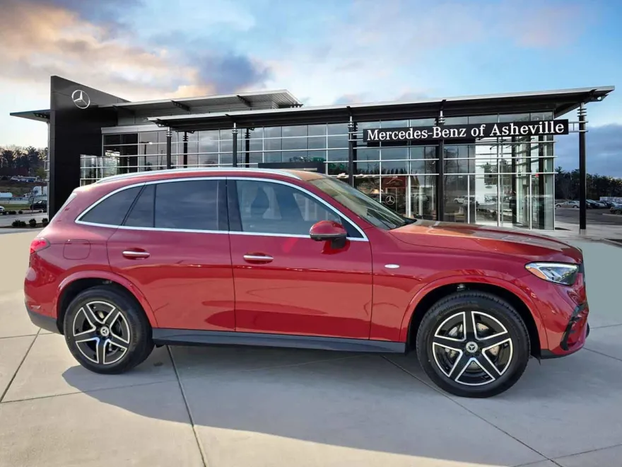 2025 Mercedes Benz GLC 350e 4MATIC photo 1