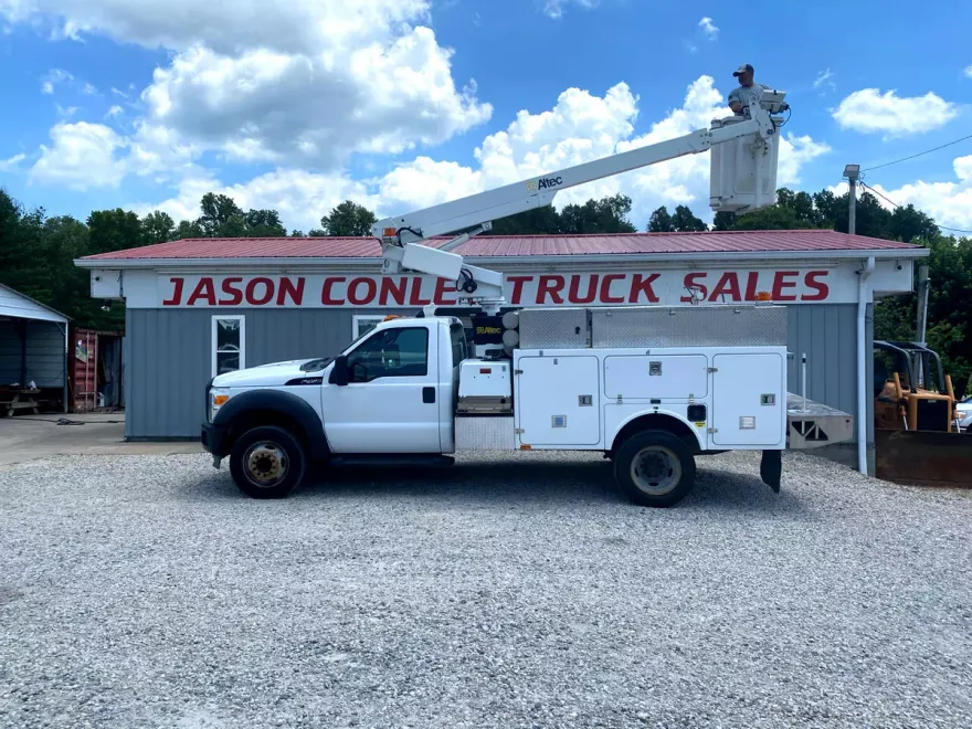 2012 Ford F-450 XL photo 1