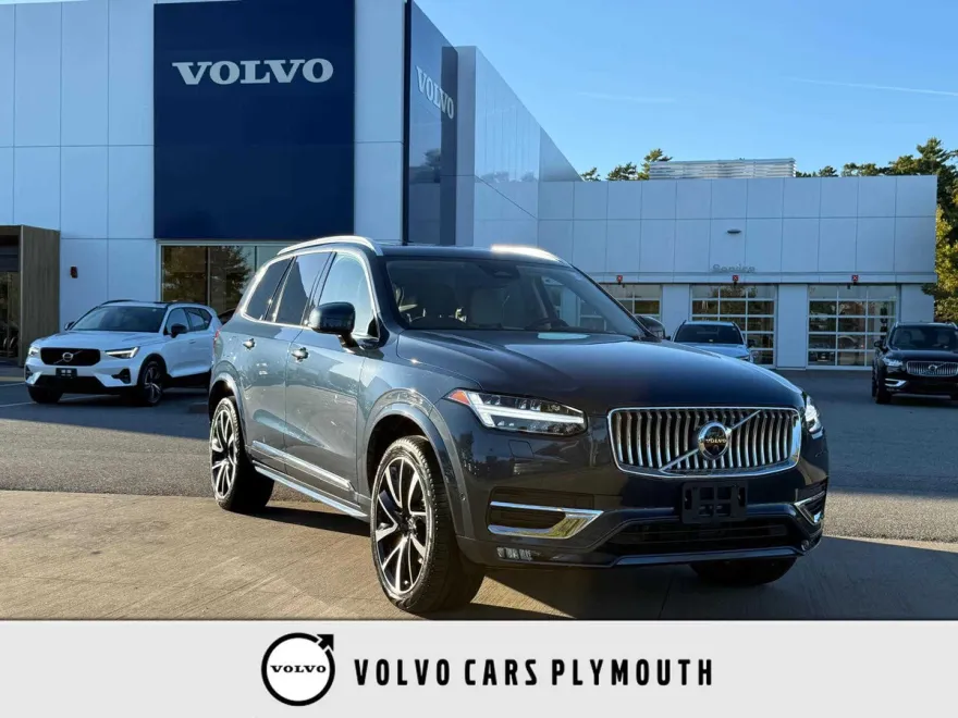 2023 Volvo XC90 AWD Plus photo 1