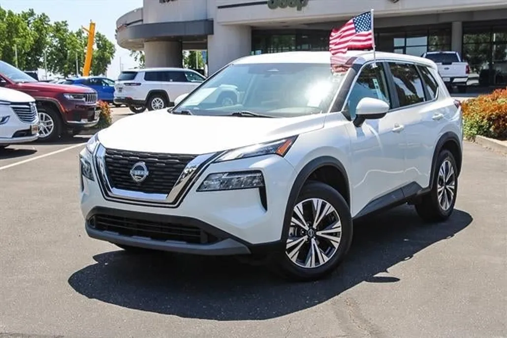 2023 Nissan Rogue SV photo 1