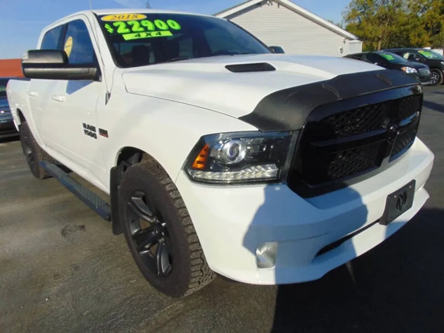 2018 Ram 1500 Sport photo 1