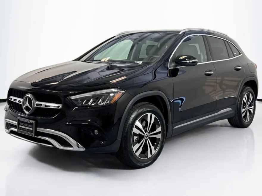 2025 Mercedes Benz GLA 250 photo 1
