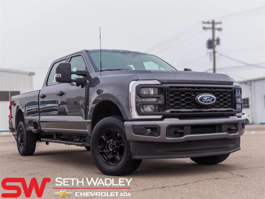 2024 Ford F-250 photo 1