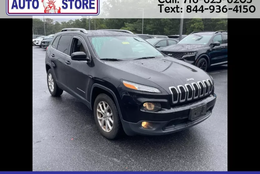 2016 Jeep Cherokee Latitude photo 1
