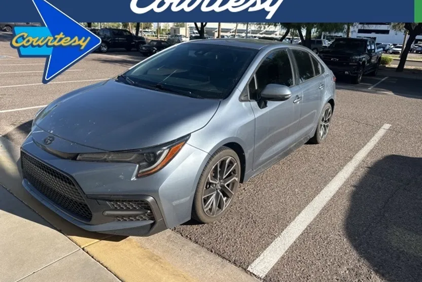 2020 Toyota Corolla SE photo 1