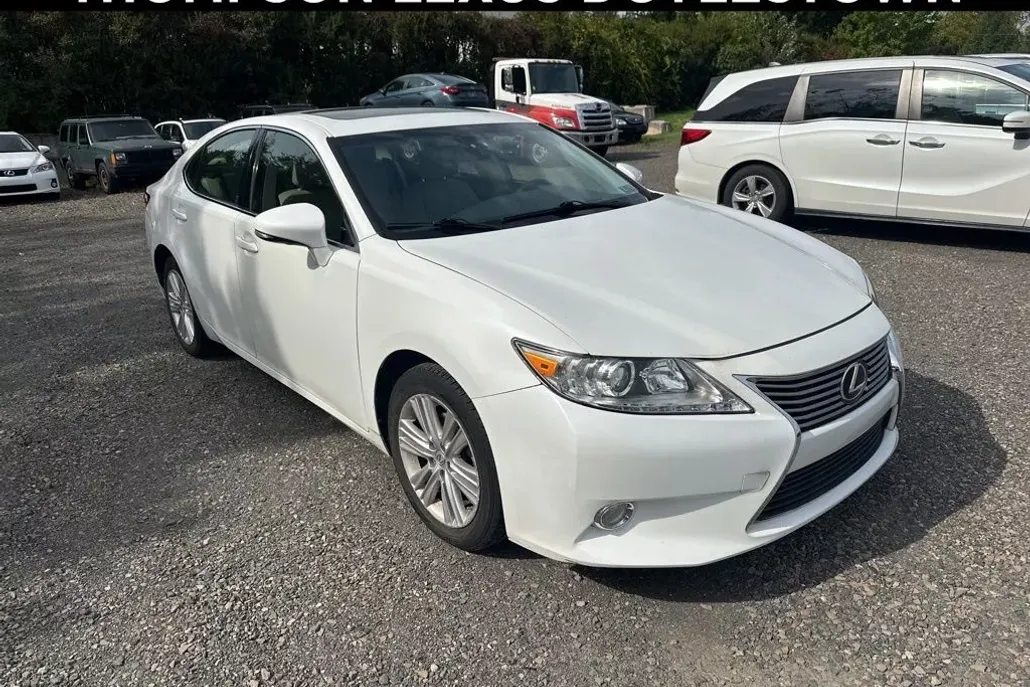 2014 Lexus ES 350 photo 1