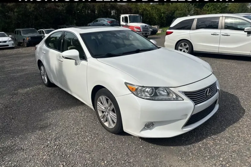 2014 Lexus ES 350 photo 1